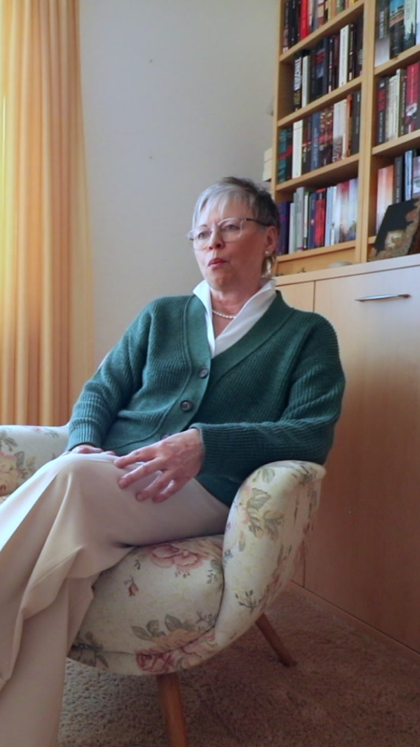 Instagram-Post-Beispiel – Standbild aus Imagefilm-Dreh, Dr. Susanne Forschner-Dannecker