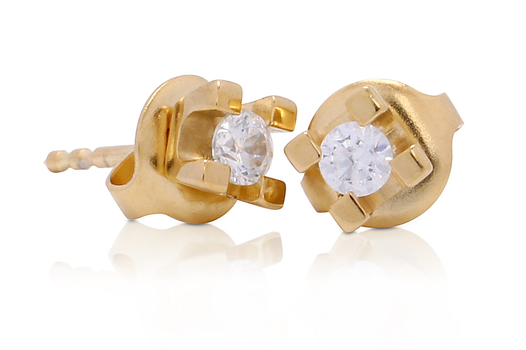 Diamant-Ohrstecker in Gold, Makroaufnahme