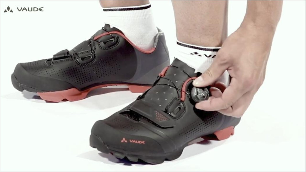 Standbild aus einem Produktfilm für Schuhe der Marke Vaude